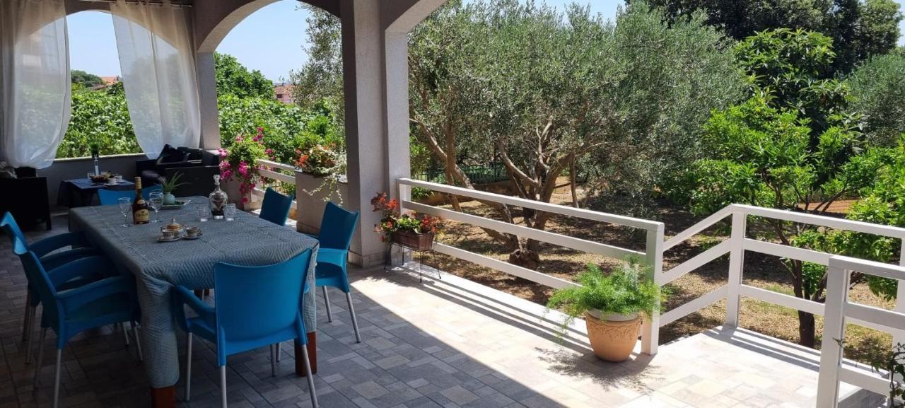 Apartman Rabatin Sveti Filip i Jakov Exterior foto